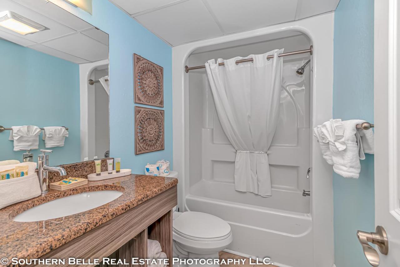 Ocean View Double Suite With Beautiful Decor And Accents Caravelle Resort 1504 Sleeps 6 Guests Myrtle Beach Ngoại thất bức ảnh